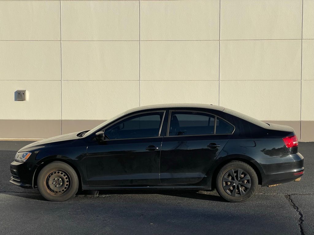 Thumbnail: 2015 Volkswagen Jetta - 2