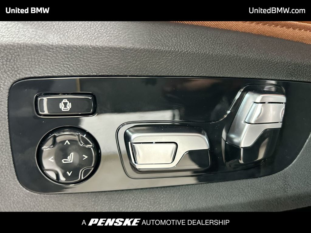 Thumbnail: 2026 BMW X5 - 12