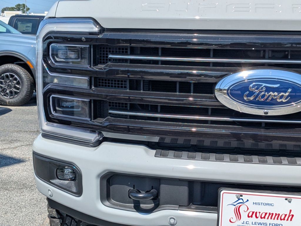 2026 Ford Super Duty F-250 SRW Platinum