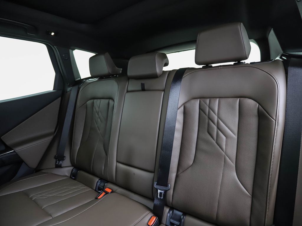 Thumbnail: 2026 BMW X3 - 23