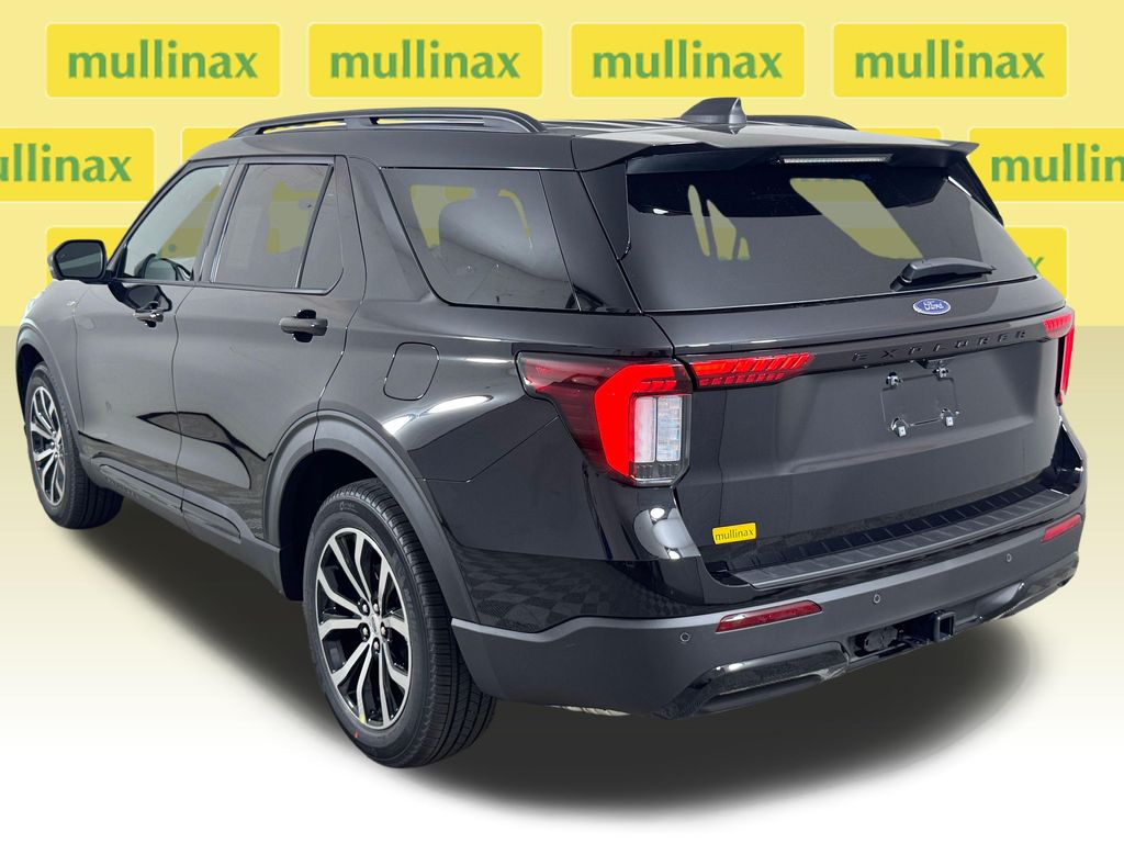 2026 Agate Black Metallic Ford Explorer ST-Line RWD SUV