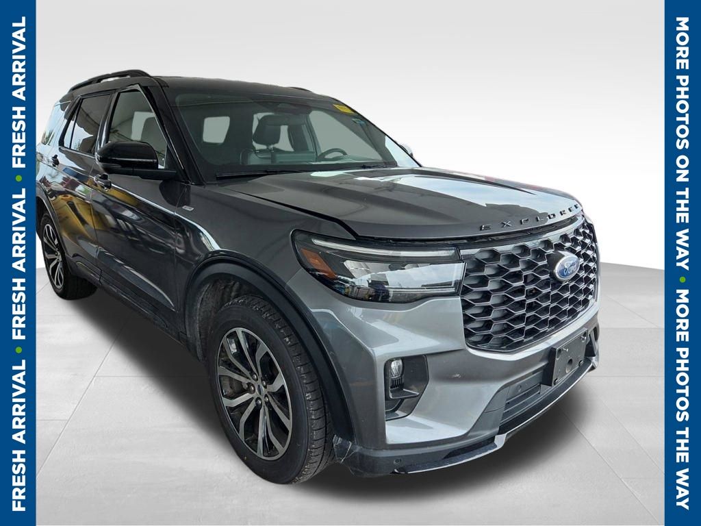2025 Ford Explorer Gris (Gray Metallic) SUV/Crossover Tracción en las cuatro ruedas Automática