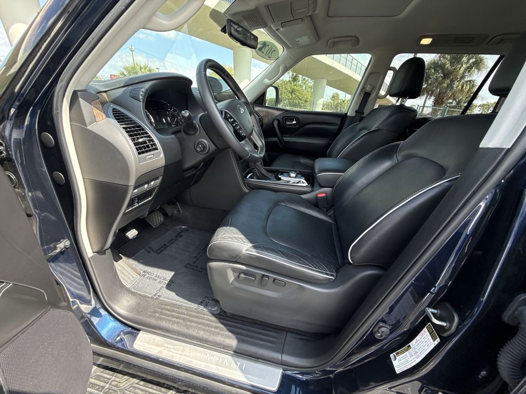 Thumbnail: 2022 INFINITI QX80 - 30