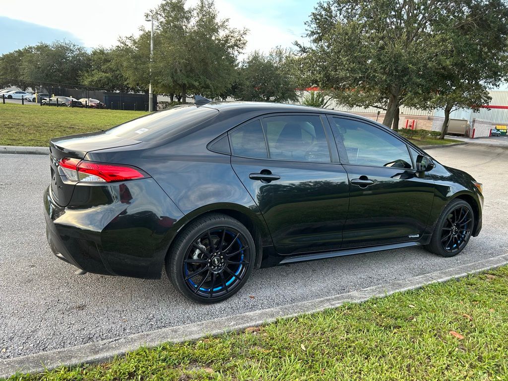 Thumbnail: 2021 Toyota Corolla - 7