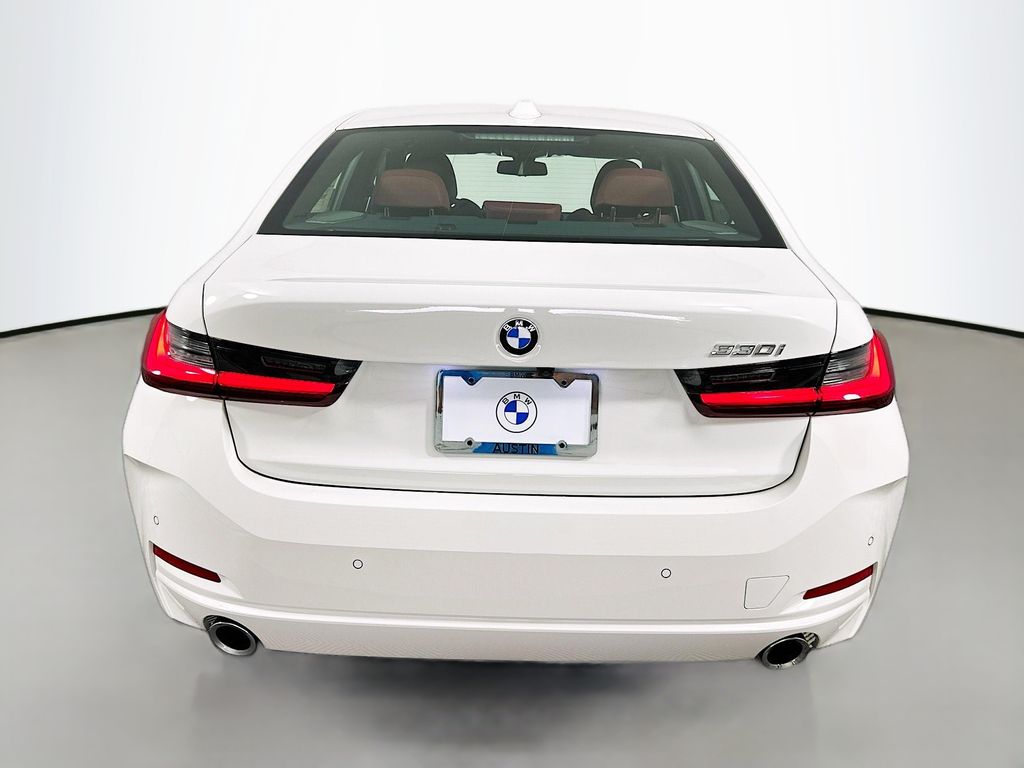 Thumbnail: 2026 BMW 3 Series - 6