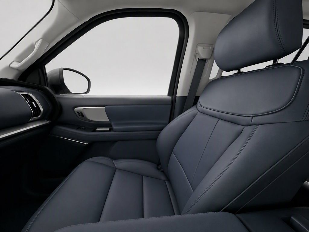 New 2027 Agate Black Metallic Ford Active image 15