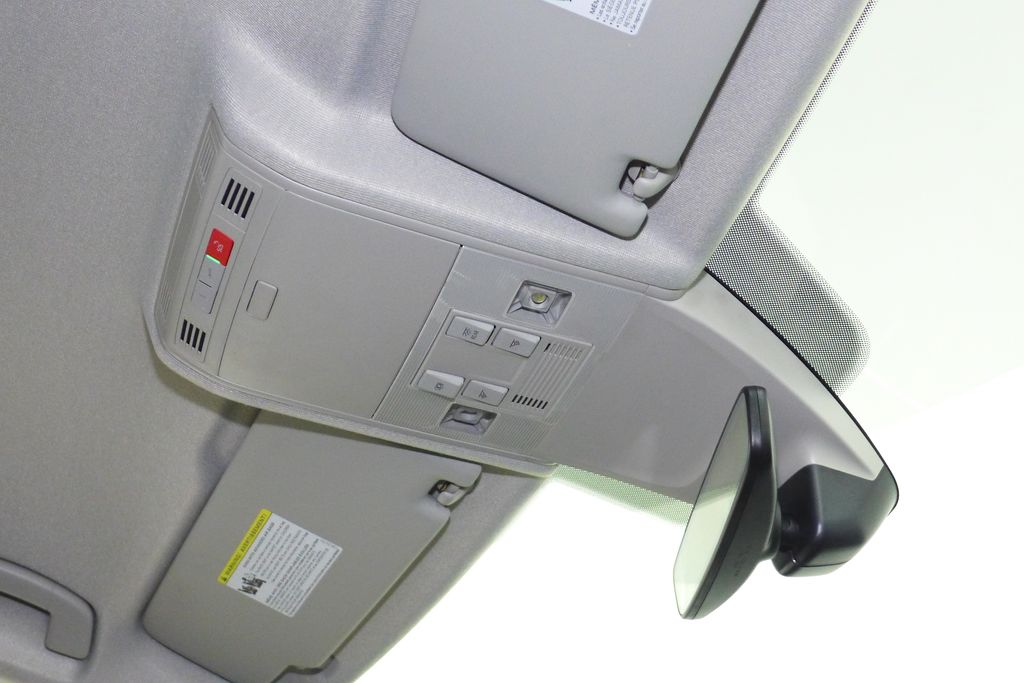 Thumbnail: 2024 Volkswagen Tiguan - 17