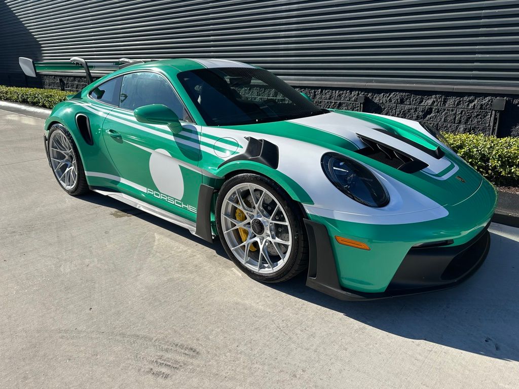 Thumbnail: 2025 Porsche 911 - 11