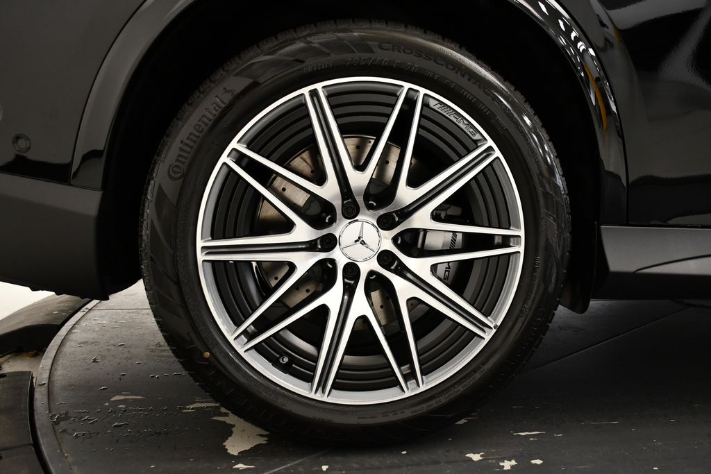 Thumbnail: 2026 Mercedes-Benz GLC - 16