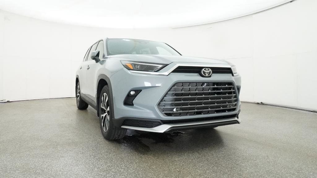 Thumbnail: 2026 Toyota Grand Highlander - 24