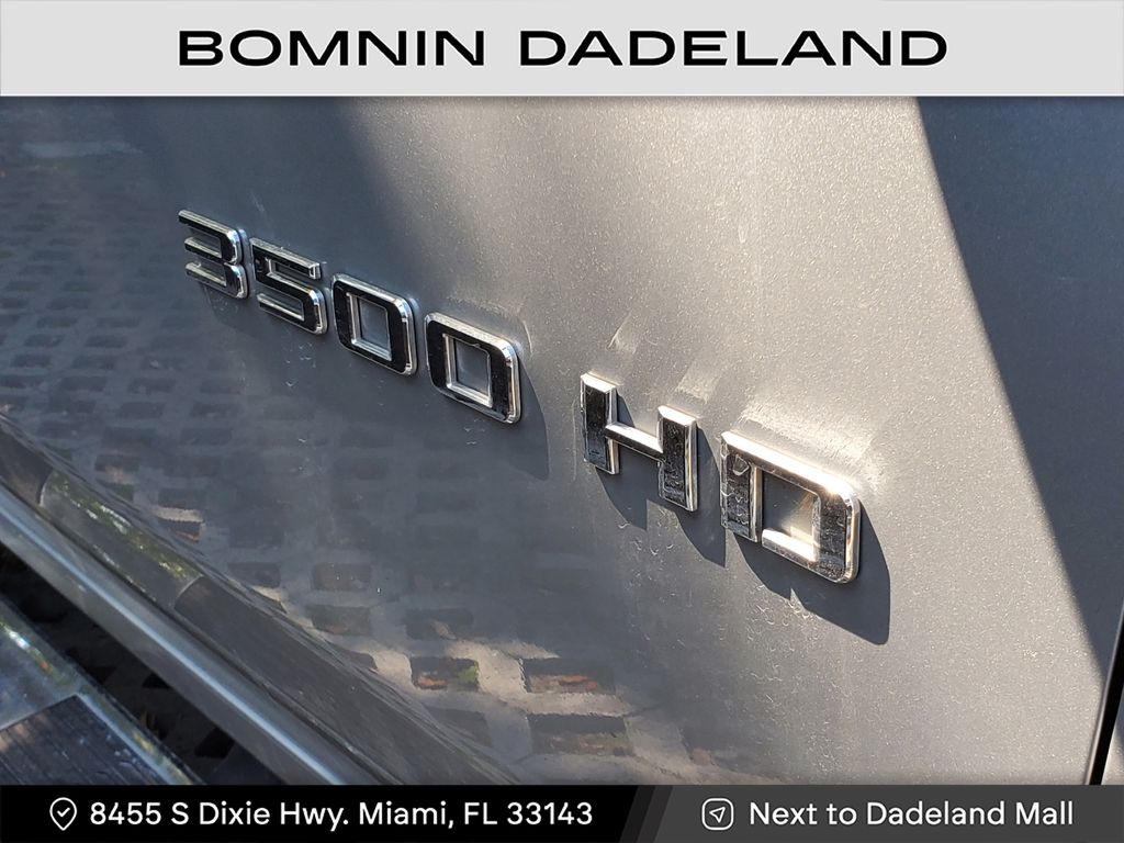 2022 Chevrolet Silverado 3500HD LTZ photo