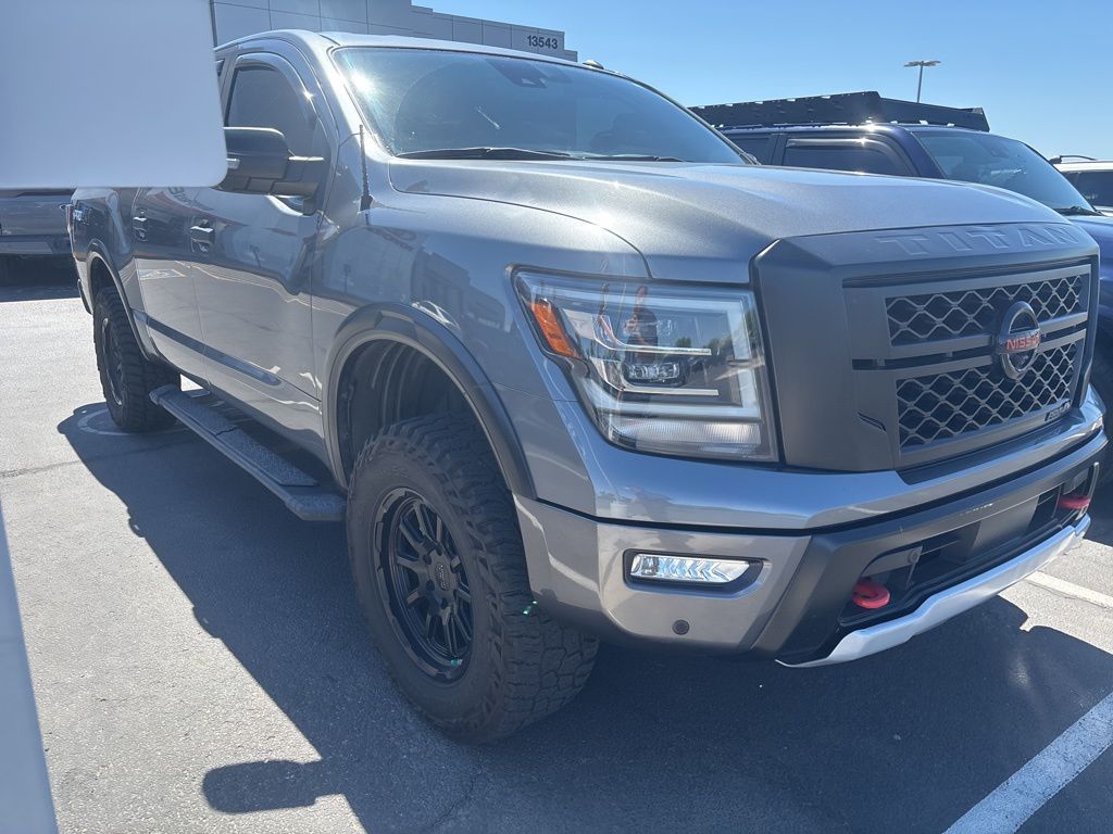 Thumbnail: 2020 Nissan Titan - 3