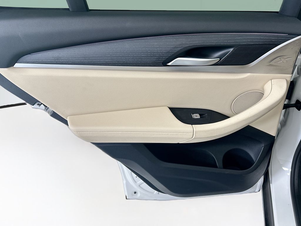 Thumbnail: 2023 BMW X3 - 25