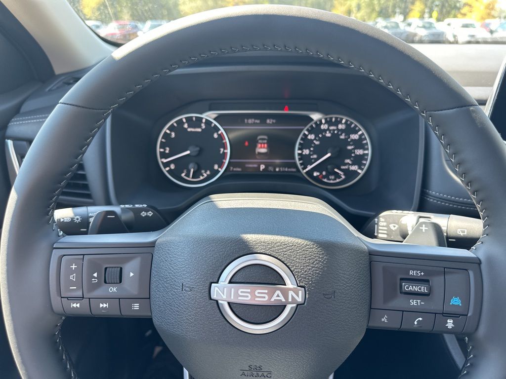 2025 Nissan Rogue SV 41