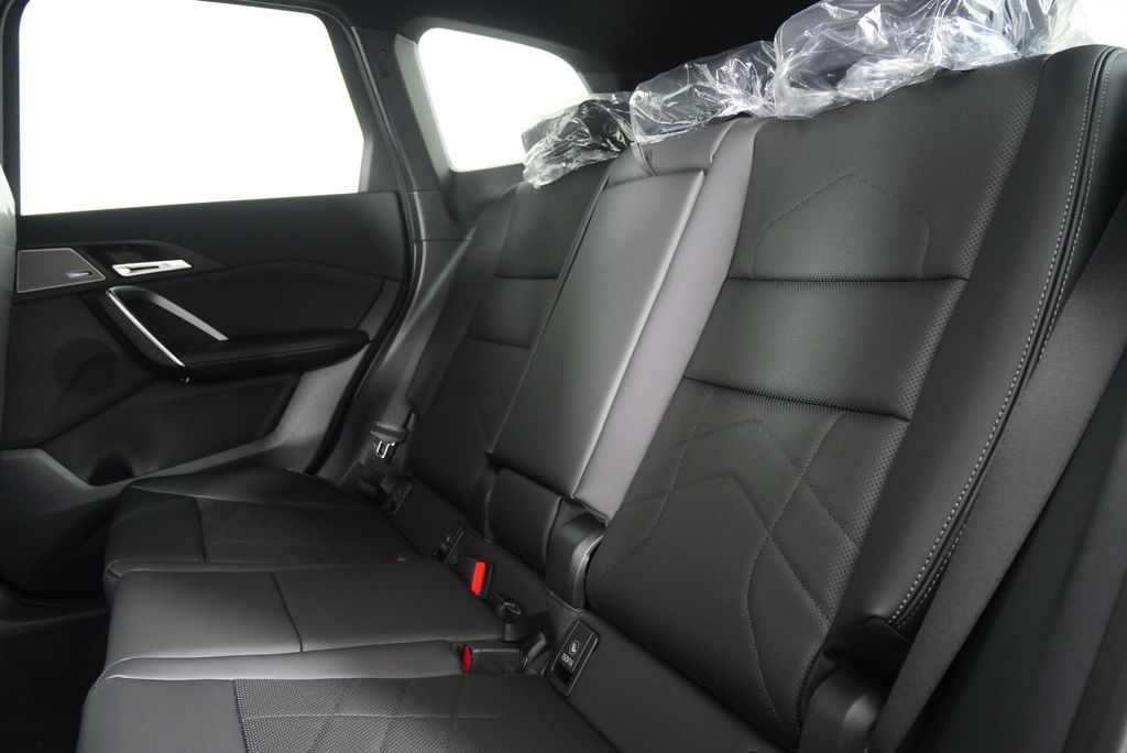 Thumbnail: 2026 BMW X1 - 16