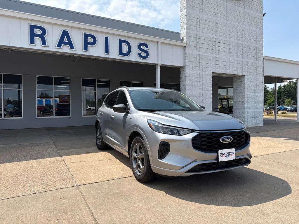 Silver Metallic 2023 Ford Escape SUV / Crossover All-Wheel Drive 8-Speed Automatic