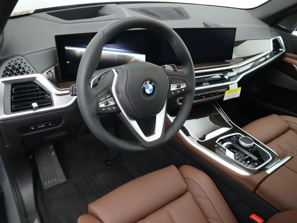 2025 BMW X5 xDrive40i 9