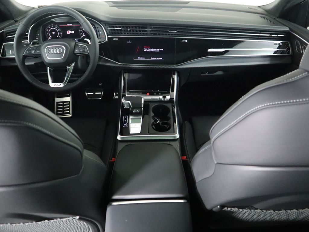 Thumbnail: 2025 Audi RS Q8 - 14