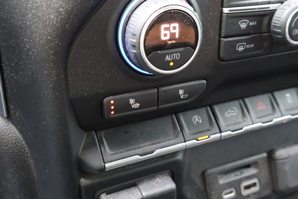 2019 Chevrolet Silverado 1500 LT 26