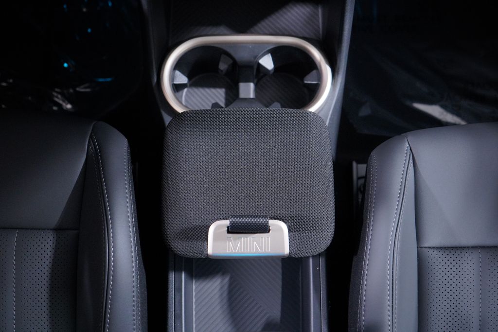 Thumbnail: 2026 MINI Cooper Countryman - 14