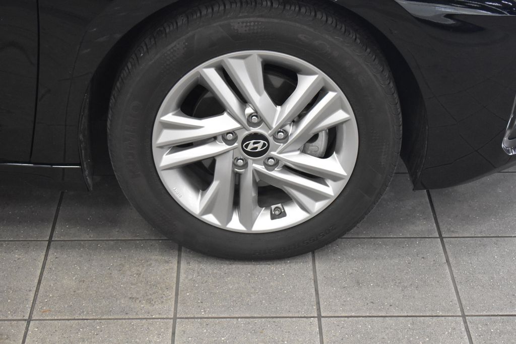 2019 Hyundai Elantra SEL 9