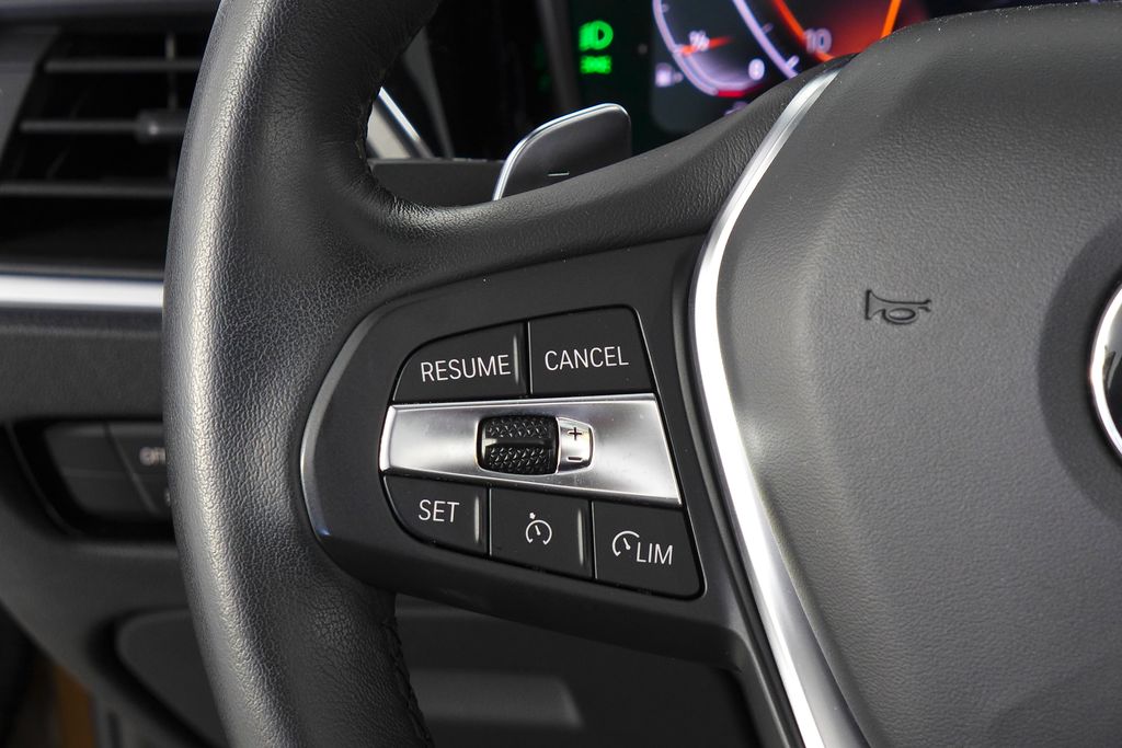 Thumbnail: 2019 BMW 3 Series - 29