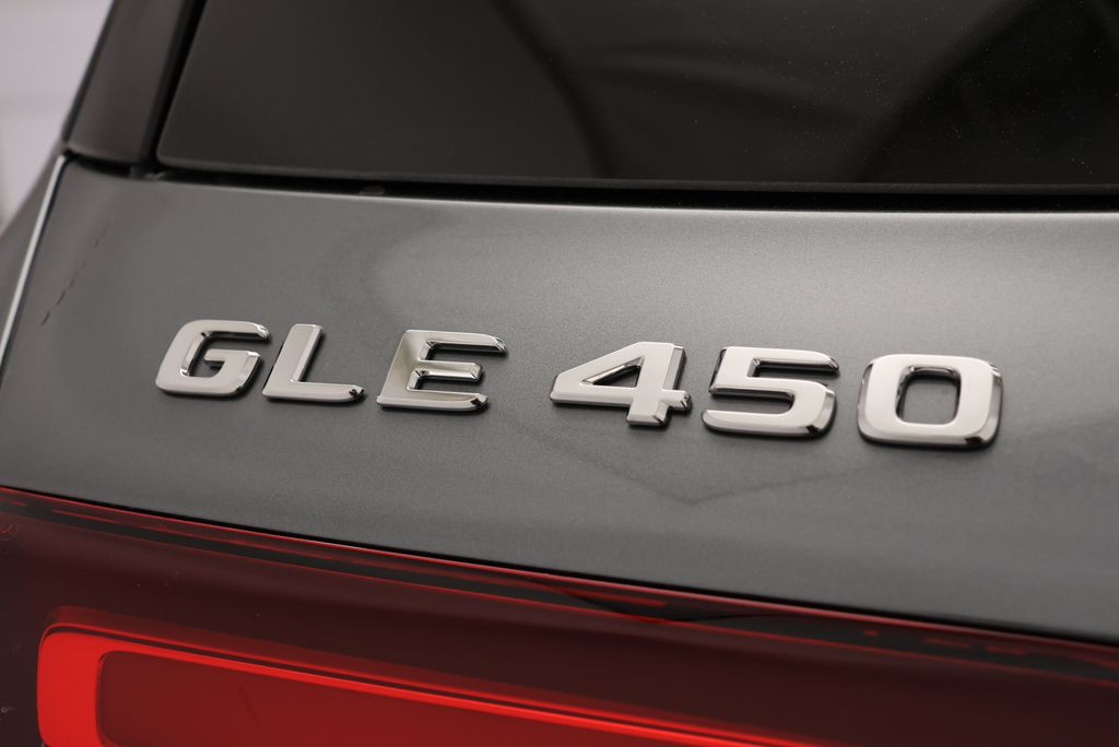 Thumbnail: 2026 Mercedes-Benz GLE - 9