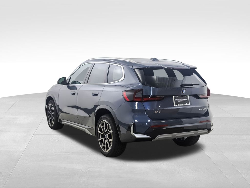 Thumbnail: 2026 BMW X1 - 3