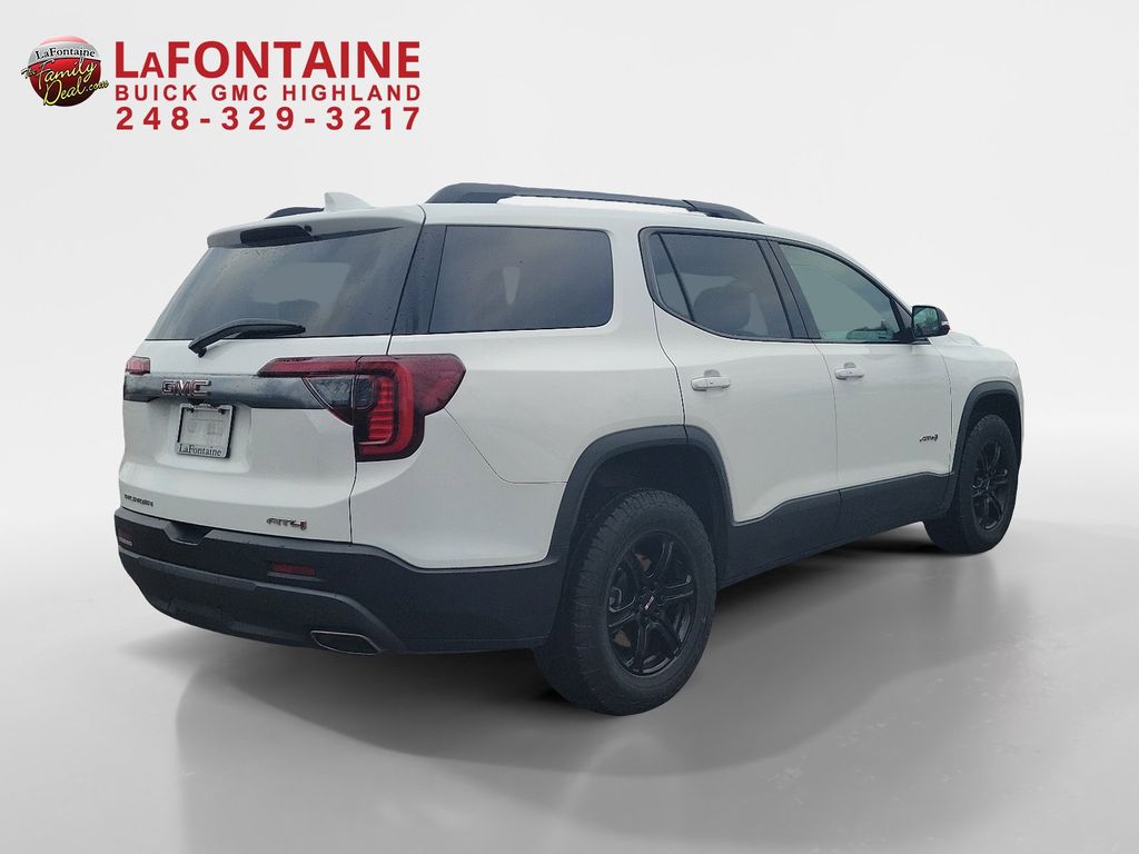 2022 GMC Acadia AT4 7