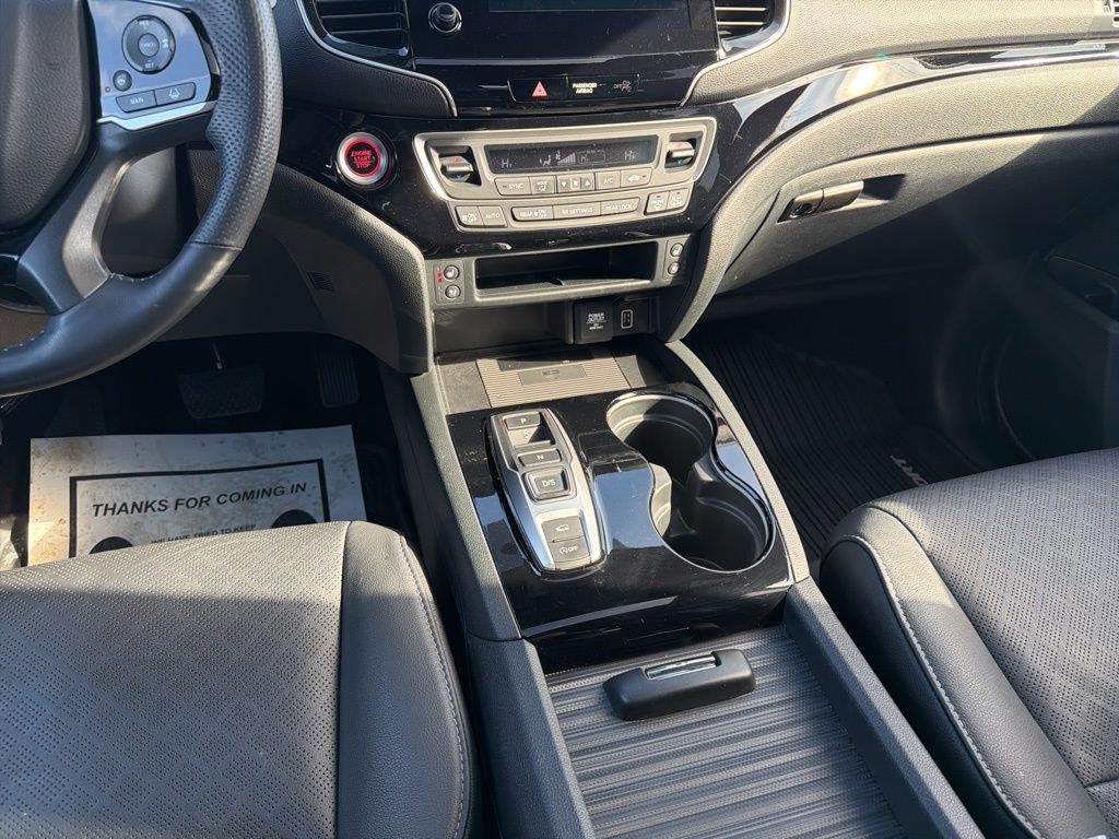 Thumbnail: 2023 Honda Passport - 17