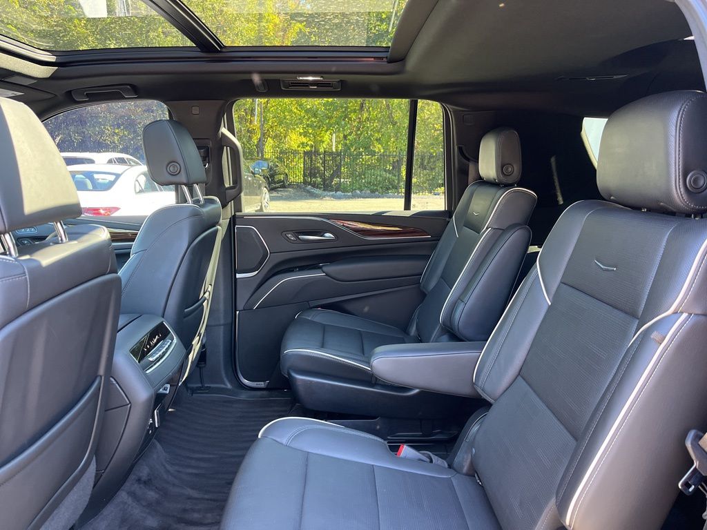 Thumbnail: 2022 Cadillac Escalade - 24