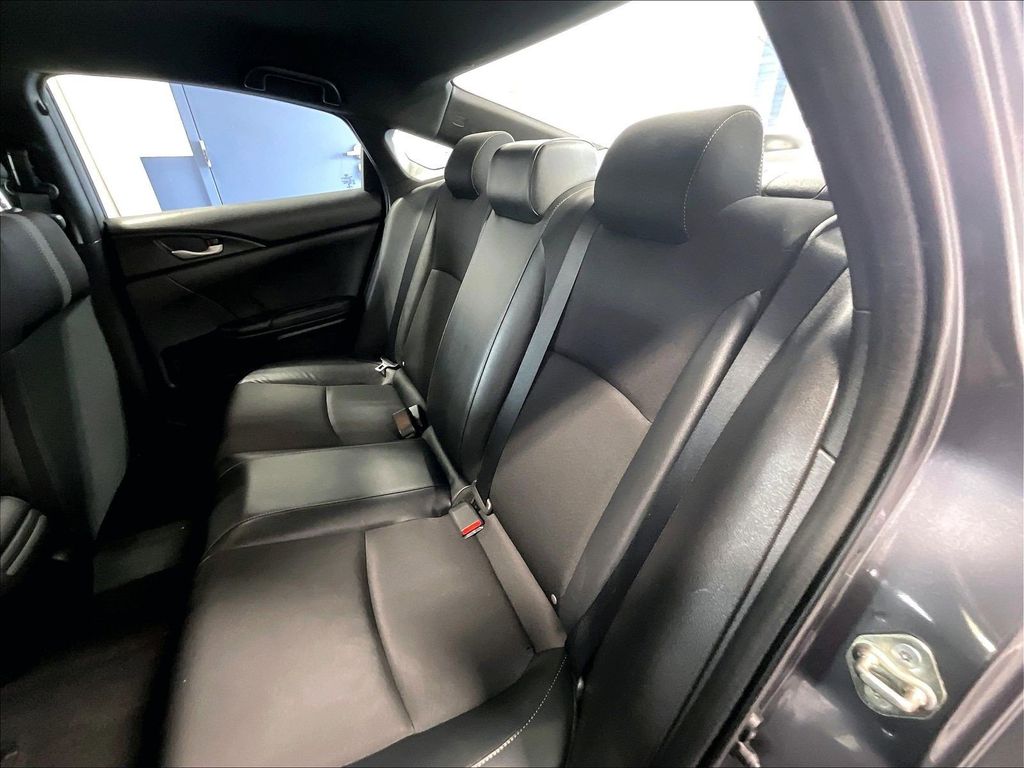 2019 Honda Civic — photo 15