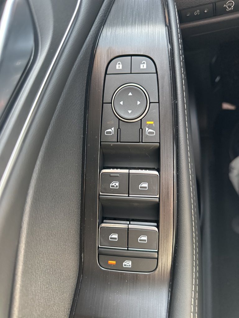 2025 Super Black Nissan Rogue Platinum FWD SUV