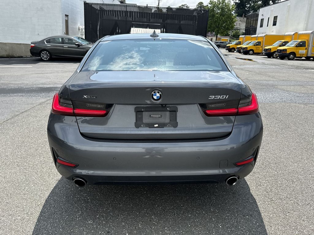 Thumbnail: 2019 BMW 3 Series - 21