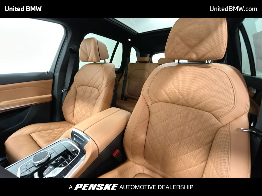 Thumbnail: 2026 BMW X5 - 13