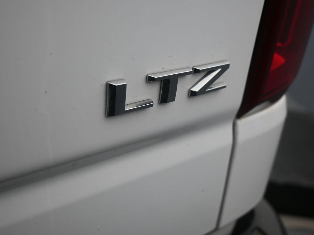 Used 2023 Summit White Chevrolet LTZ image 40