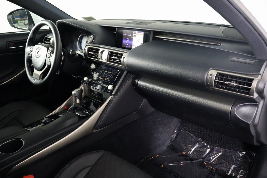 Thumbnail: 2014 Lexus IS - 9