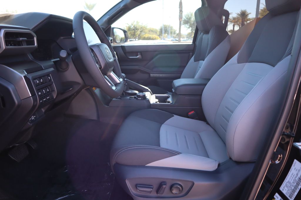 Thumbnail: 2025 Toyota Tacoma - 18