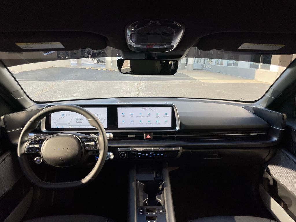 Thumbnail: 2023 Hyundai Ioniq 6 - 10