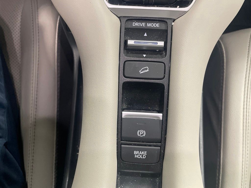 Used 2024 Honda HR-V SUV