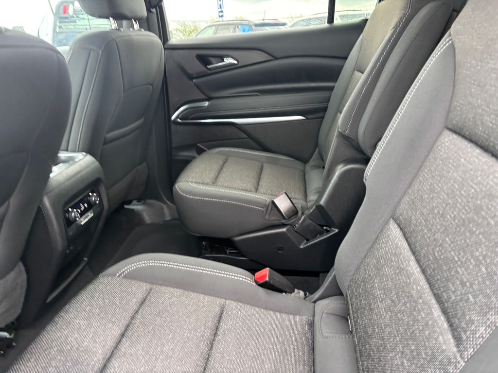 Used Car 2025 Chevrolet Traverse  Lt For Sale Under $35,000 In Austin, Texas