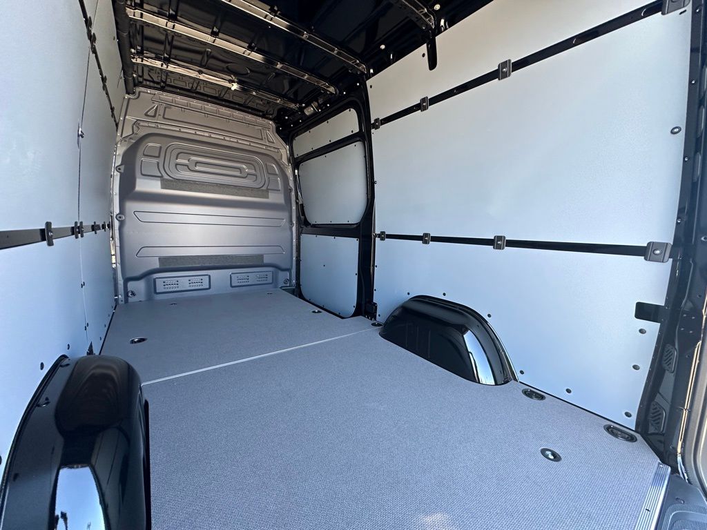 2024 Mercedes-Benz Sprinter 2500 Cargo 144 WB 20