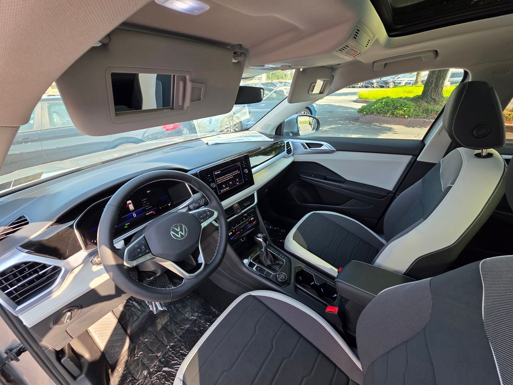 2026 Volkswagen Taos 1.5T SE Silver at Subaru and VW of Moon Township