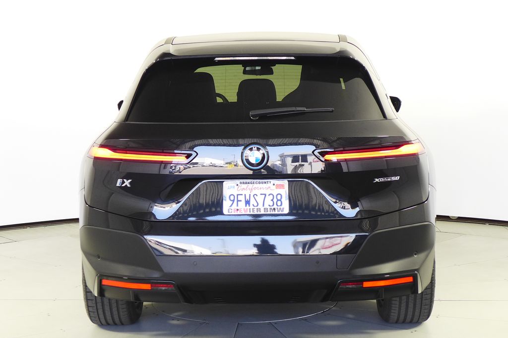 Thumbnail: 2023 BMW iX - 7