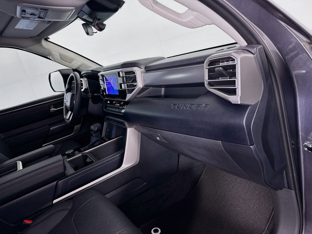 Thumbnail: 2024 Toyota Tundra - 29