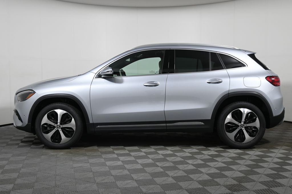 Thumbnail: 2026 Mercedes-Benz GLA - 2