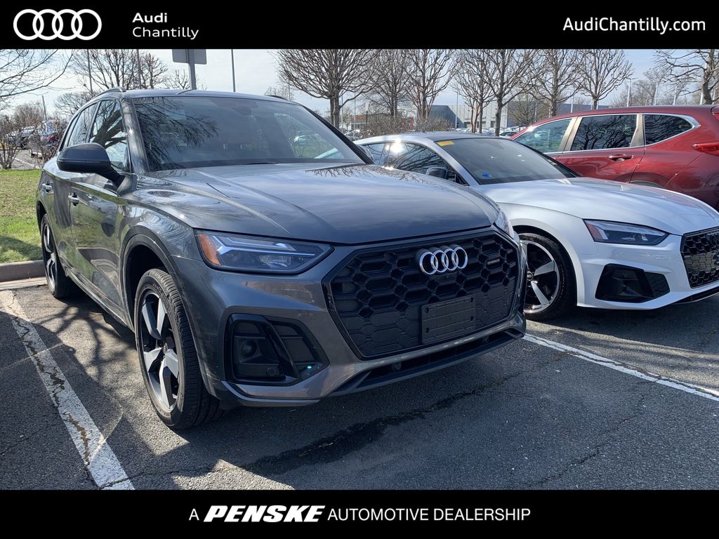 Thumbnail: 2022 Audi Q5 - 1