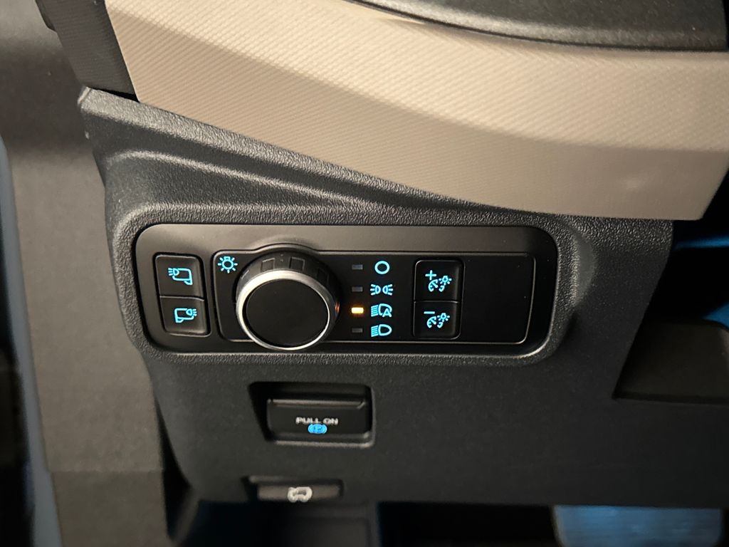Certified Used 2024 Gray Ford Wildtrak image 18