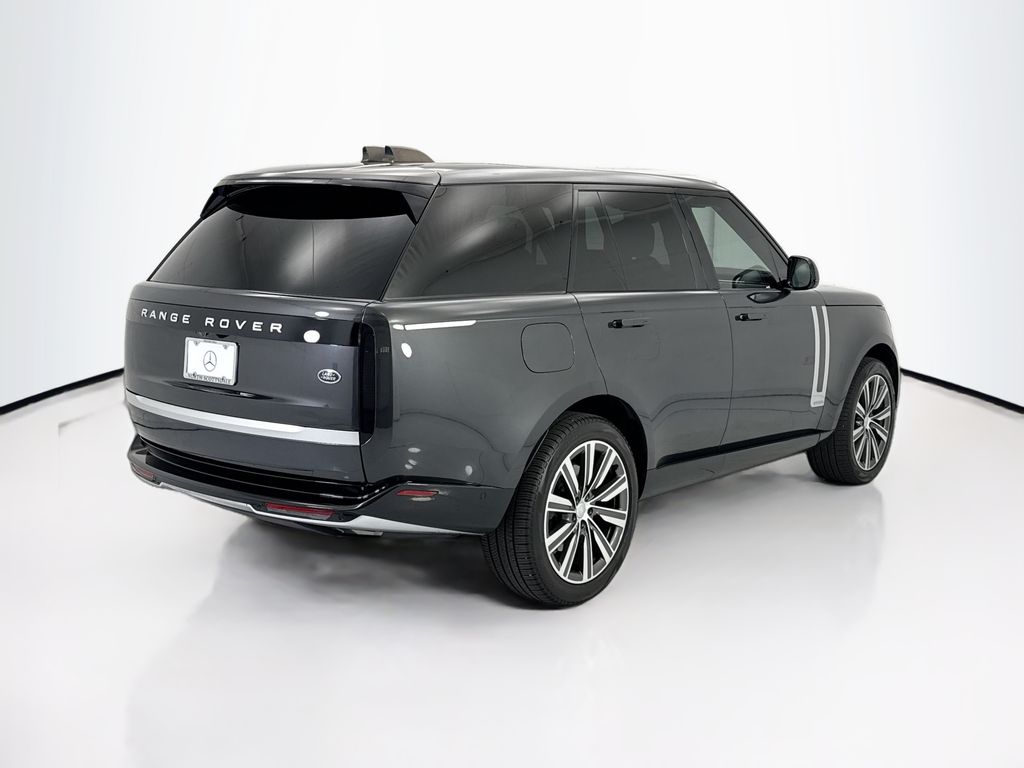 Thumbnail: 2023 Land Rover Range Rover - 5