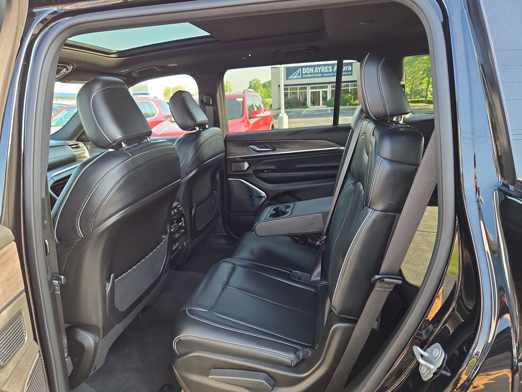 Used 2021 Jeep Grand Cherokee L For Sale in Fort Wayne, IN